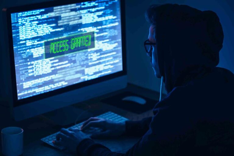 cuidado-5-formas-donde-la-ia-se-usa-para-estafar_Xry