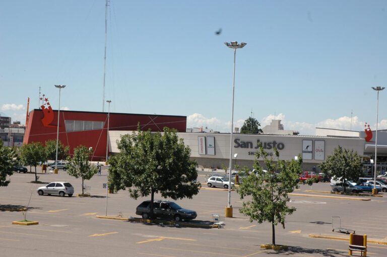 2-Shopping-San-Justo-1203x800