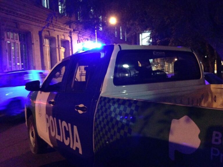 movil-policial-4jpg