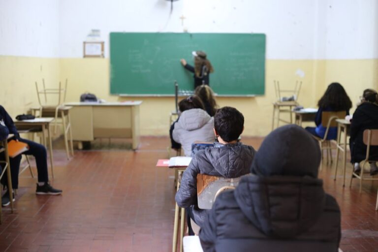 auclases-1-4jpg