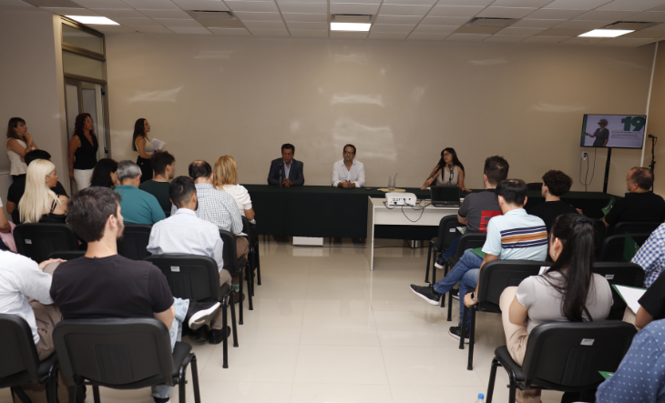 Participa-en-el-HUB-cafe-empresarial-de-la-UNLaM